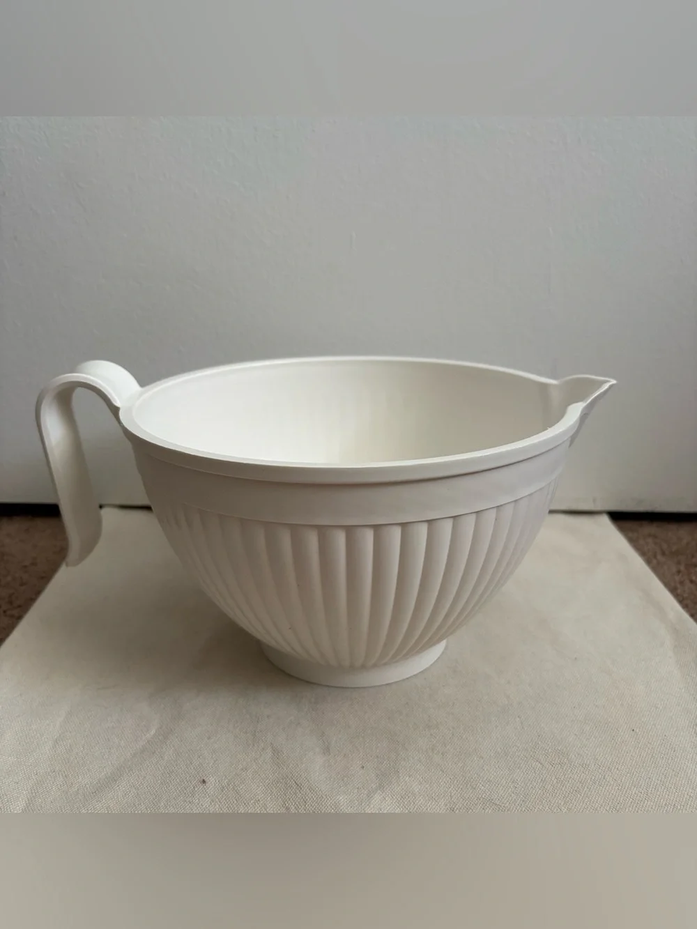 Nordic Ware durable white